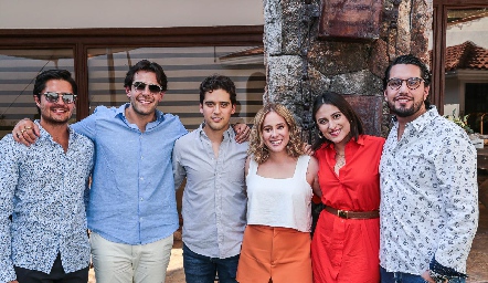  José Miguel Miranda, Carlos Esparza, Alejandro Hinojosa, Ana Lucía Esparza, Mónica Ochoa y Agustín Esparza.