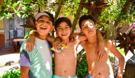  Gabriel Véliz, Rodrigo Ricabar y Alejandro Hernández.