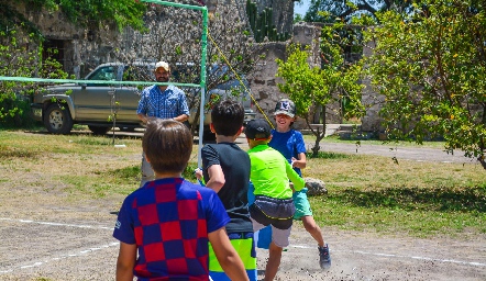 Campamento de cumple de Mauricio Sarquis.