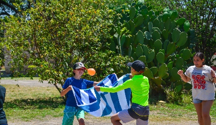 Campamento de cumple de Mauricio Sarquis.