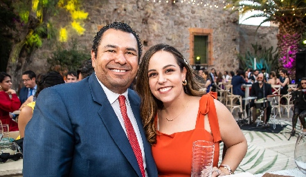  Alejandro Torres y Anaisa Torres.