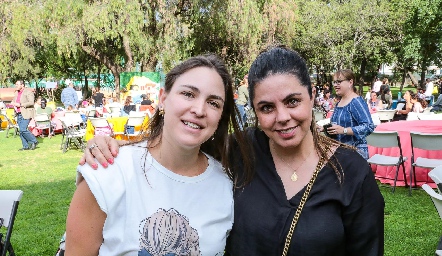  Ana Palau y María José Palomar .