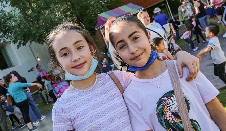  Mari Inés Castañeda e Isabela.