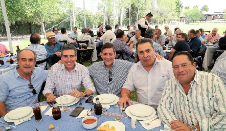  Felipe González, Ángel de Luna, José Luis Contreras, Ricardo Espinosa y Fito Arriaga.