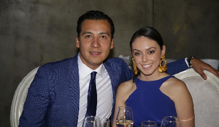  Sinué y Elisa Colunga.