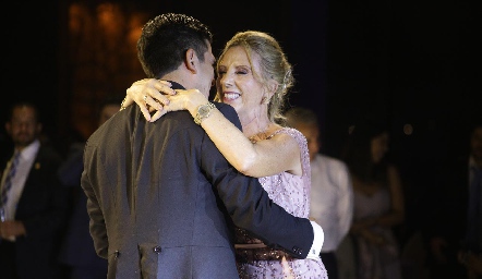  Vals madre e hijo.