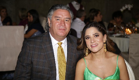  Eduardo Hermosillo y Alejandra Castillo.