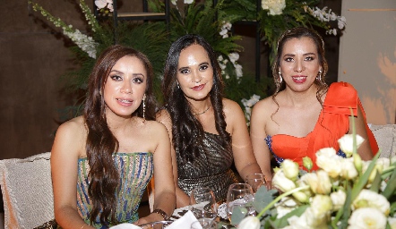  Erika, Gabriela y Fabiola.