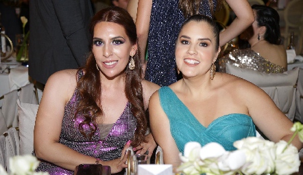  Estefanía Soria y Meli Castro.