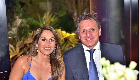 Monica Monroy y Ricardo Abud .