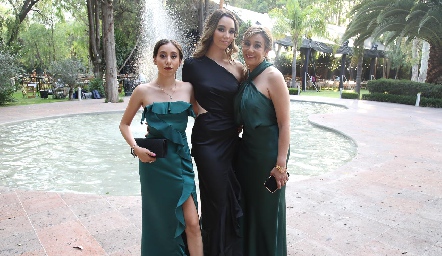  Sofia Canseco, Alejandra Canseco y Alejandra Perera.