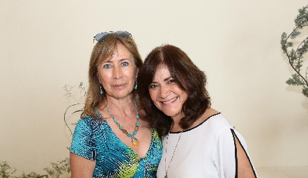  Laura Villasuso y Gladys Castellanos.