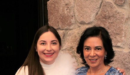  Aurora Pérez, Rosalba Turrubiates y Luz María Pérez.