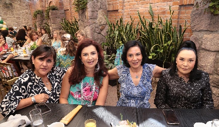  Ruth de Valle, Rosy Vázquez, Rosalba Turrubiates y Juana María Meza.