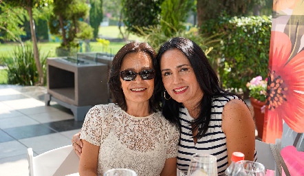  Gaby Valerdi y Alma Méndez.