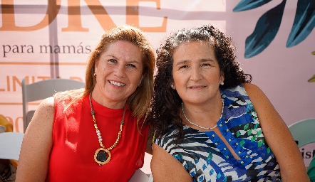 Verónica Sierra y Georgina Guerrero.
