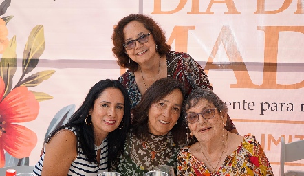  Desayuno del Día de las Madres en el Depor.