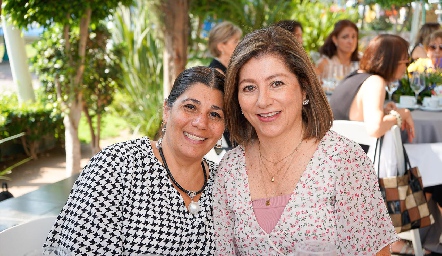  Dalel Kasis y Cristina Pérez.