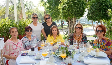  Desayuno del Día de las Madres en el Depor.