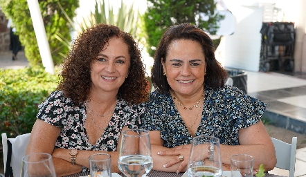   Teté González y Coco Leos .