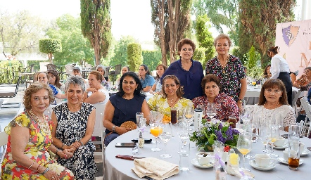 Desayuno del Día de las Madres en el Depor.