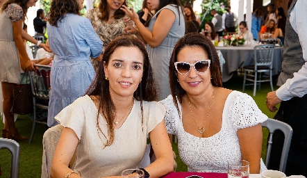 Vanesa Juárez y Ofelia Nava.