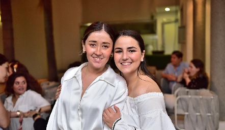 Aurora y Miriam.