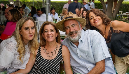  Ximena Ocejo, Laura Nieto, Toño Villalba y Marilupe Córdova.