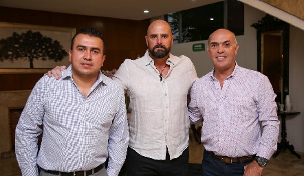  Arturo Peña, Agustín Loyo y Carlos Hinojosa.