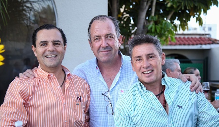  Eduardo Gonzales, Mauricio Quijano y Víctor Santos .