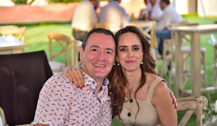  Jorge Ledezma y Gloria Mojarro.