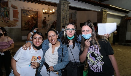  Ana Camila, Diana, Carla Cooper y Naima.
