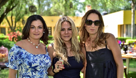  Elsa Lozano, Martha Peñaflor y Liliana Martí.