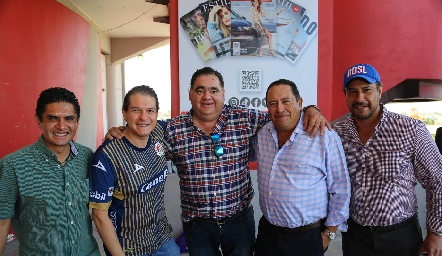  Manuel Vázquez, Sergio Saldaña, Pancho Duque, Adolfo Arriaga y Román Saldaña.