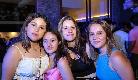  Andrea Núñez, Alexia, Carla Sánchez y Gabriela.