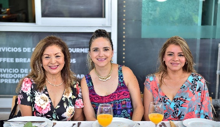  Coco Zavala, Luz Elena  Villalobos y Alma.