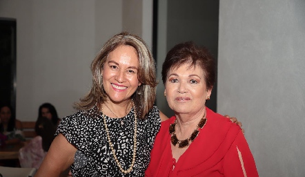  Cena del Día de las Madres en Villantigua.