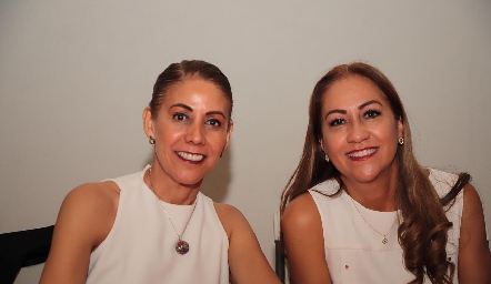  Selene Lara y Lety Castillo.