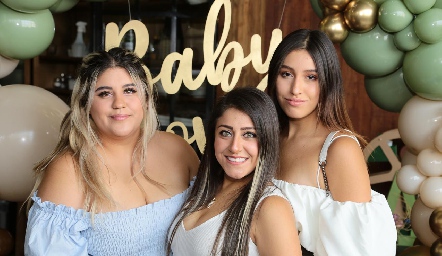  Montse Ríos, Marisa Ríos y Sofía Ríos.