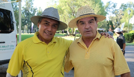  Arturo González y Luis Gerardo Ortuño.