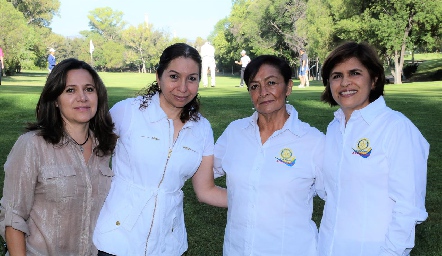  Laura Mojaras, Vianey Lutrillo, Florencia Méndez y María Esther Reyes.