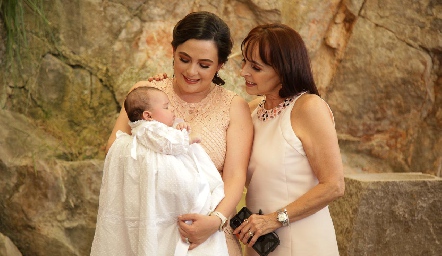  Tres generaciones, Alena, Susana y Susana.