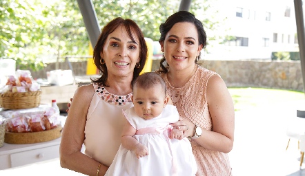  Susana Rangel, Alena Romo y Susana Lozano.