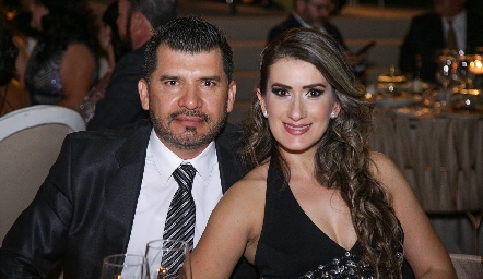  Emilio Ortiz y Lorena Calderón.