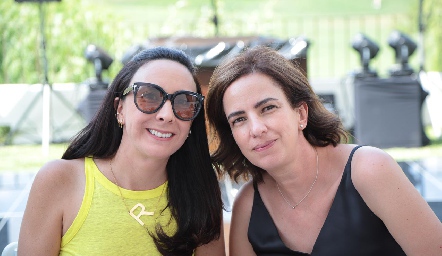  Regina Ibáñez y Alejandra Güemes .