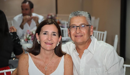  Marcela Valle y Ramón Zacarías .