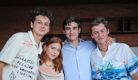  Cumple 17 de Inés Díaz.