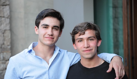  Iñaki Abaroa y Daniel Carreras .