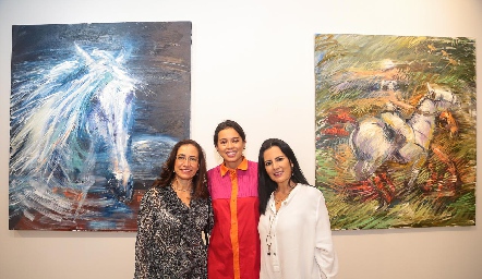  Rebeca Sandoval, Sofía Milán y Lucy Martínez.