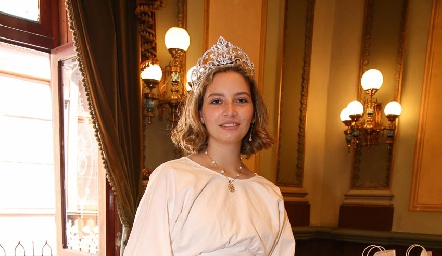  Inés González de Antuñano, reina de la Sociedad Potosina La Lonja.